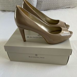 Bandolino Nude Peep toe Heel